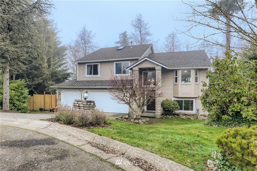 Property Photo:  23120 SE 246th Place  WA 98038 