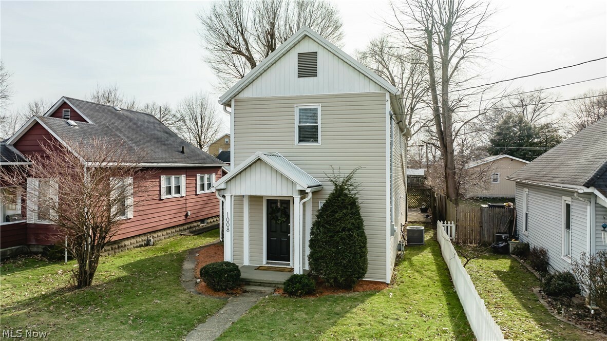 Property Photo:  1008 Lakeview Drive  WV 26104 