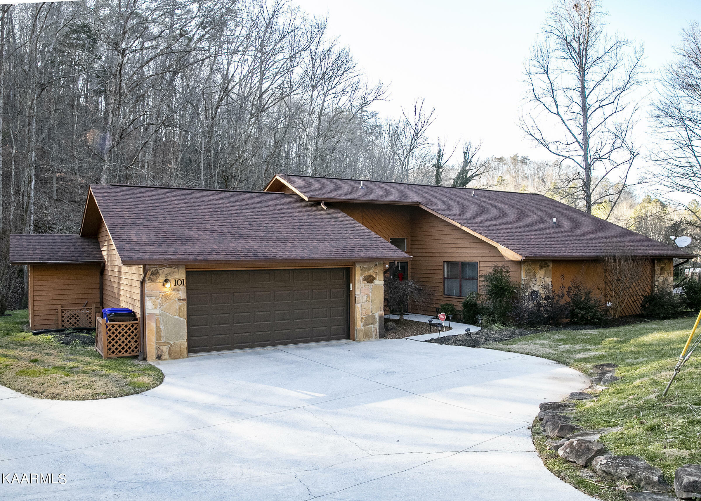 Property Photo:  101 Graceland Rd  TN 37830 