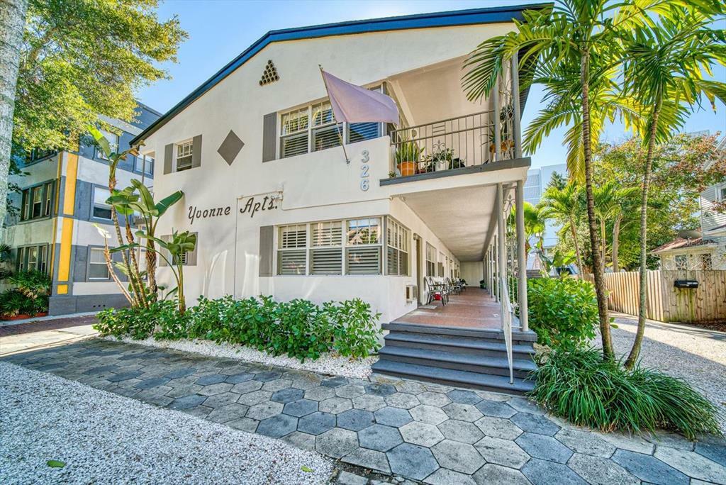 Property Photo: 326 8th Avenue NE FL 33701