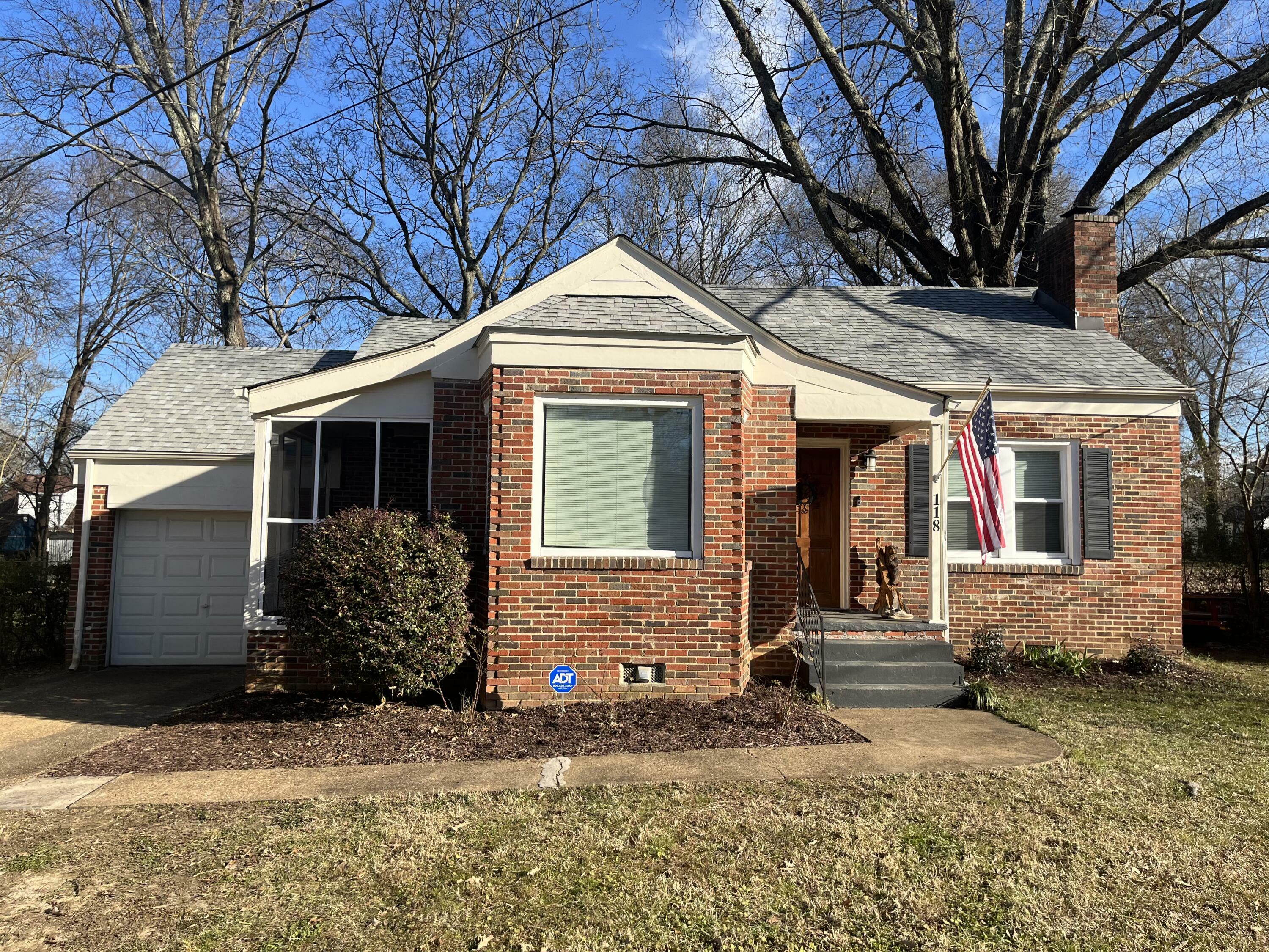 Property Photo:  118 N Lovell Avenue  TN 37411 