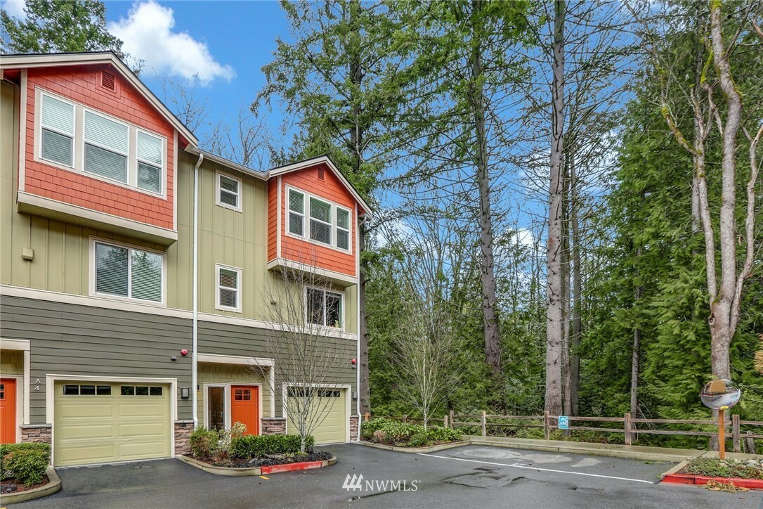 Property Photo:  23000 NE 8th Street A-5  WA 98074 