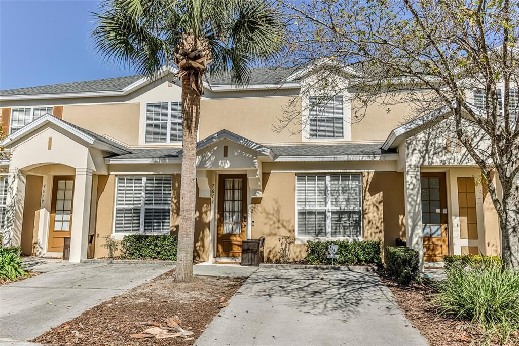 Property Photo:  7677 Sir Kaufmann Court  FL 34747 