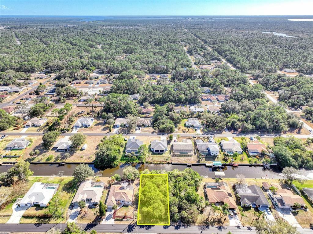 Property Photo:  690 Lomond Drive  FL 33953 