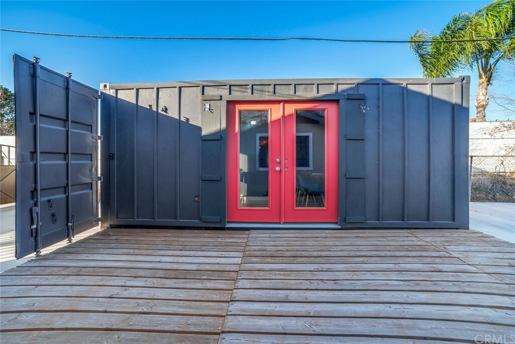Property Photo:  6315 Compton Avenue  CA 92377 