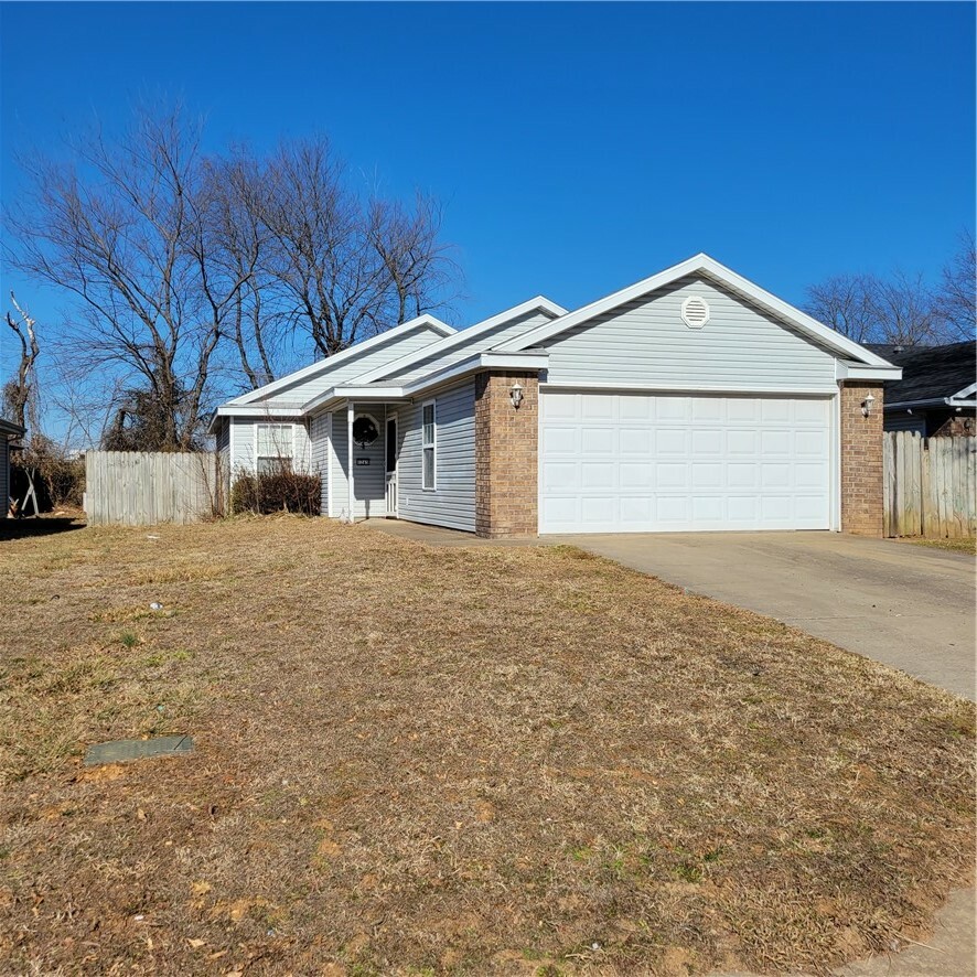 Property Photo:  1245 W Bishop Drive  AR 72756 