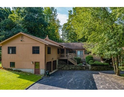 343 School Street  Boylston MA 01505 photo