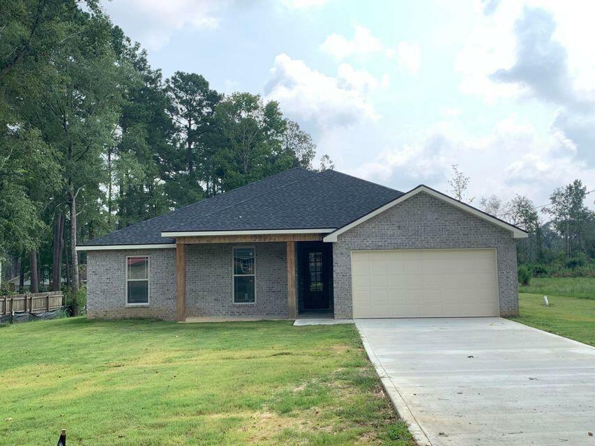 1302 N Texas St  Deridder LA 70634 photo