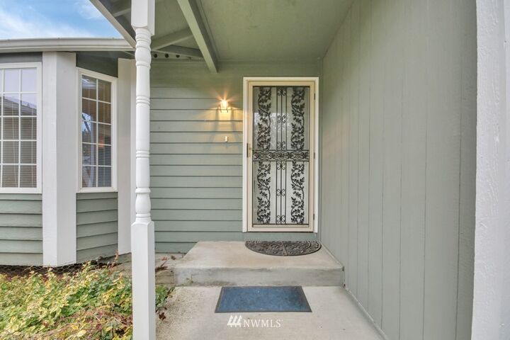 Property Photo:  20910 77th Avenue Ct E  WA 98387 