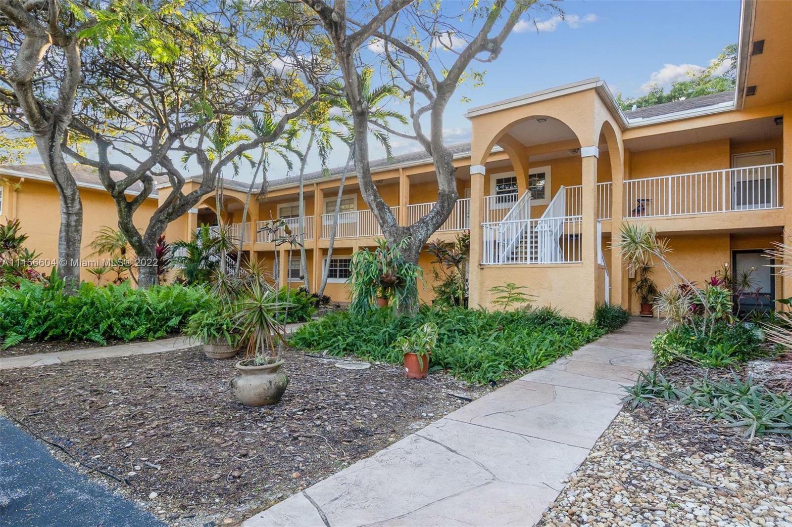 Property Photo: 401 SE 10th St B107 FL 33004