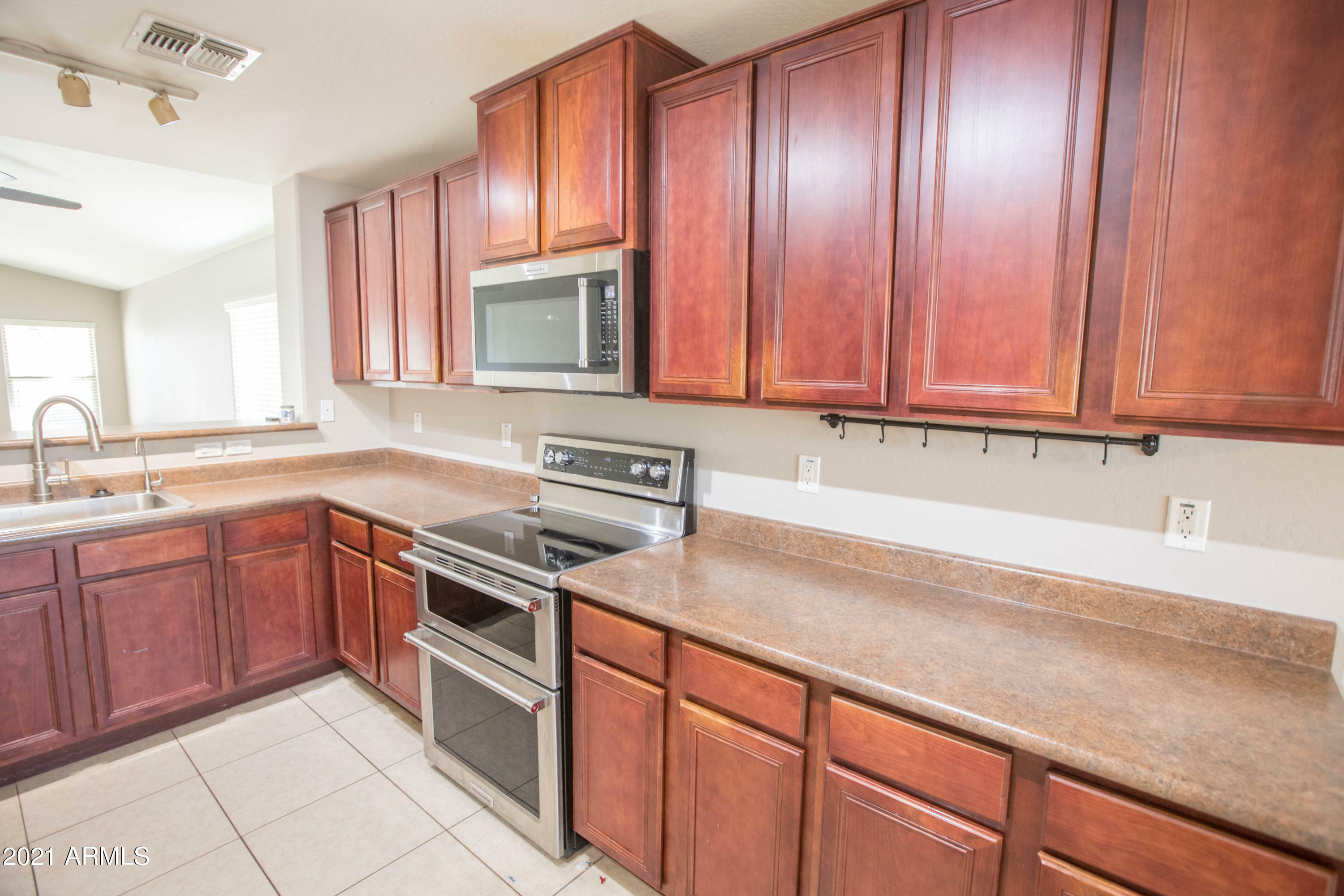 Property Photo: 1359 W Danish Red Trail AZ 85143