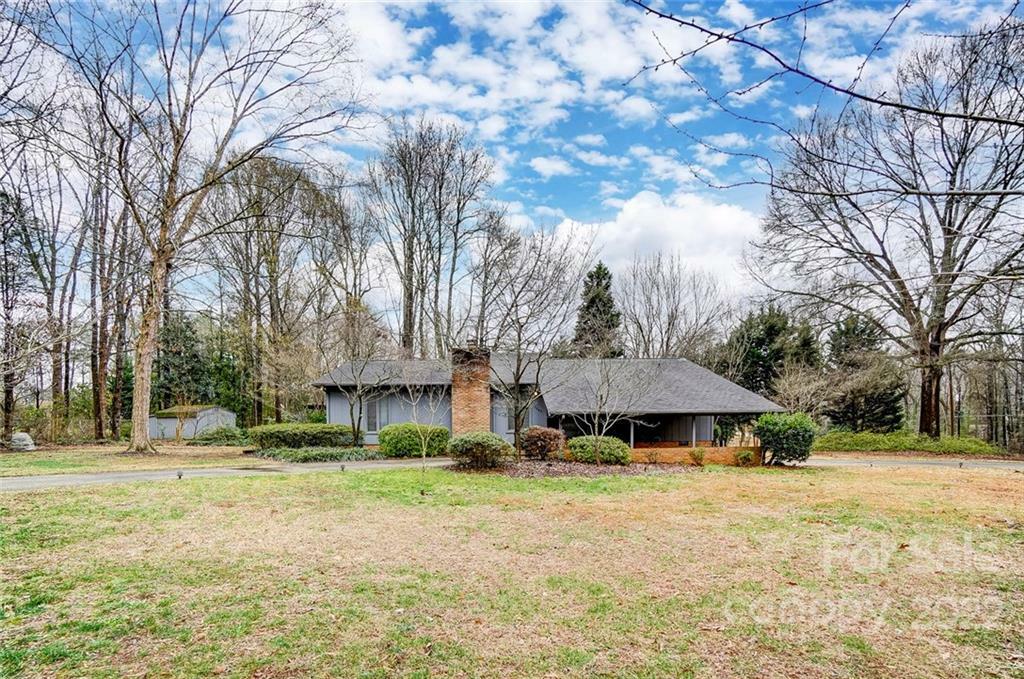 Property Photo:  1045 Woodward Drive  SC 29732 