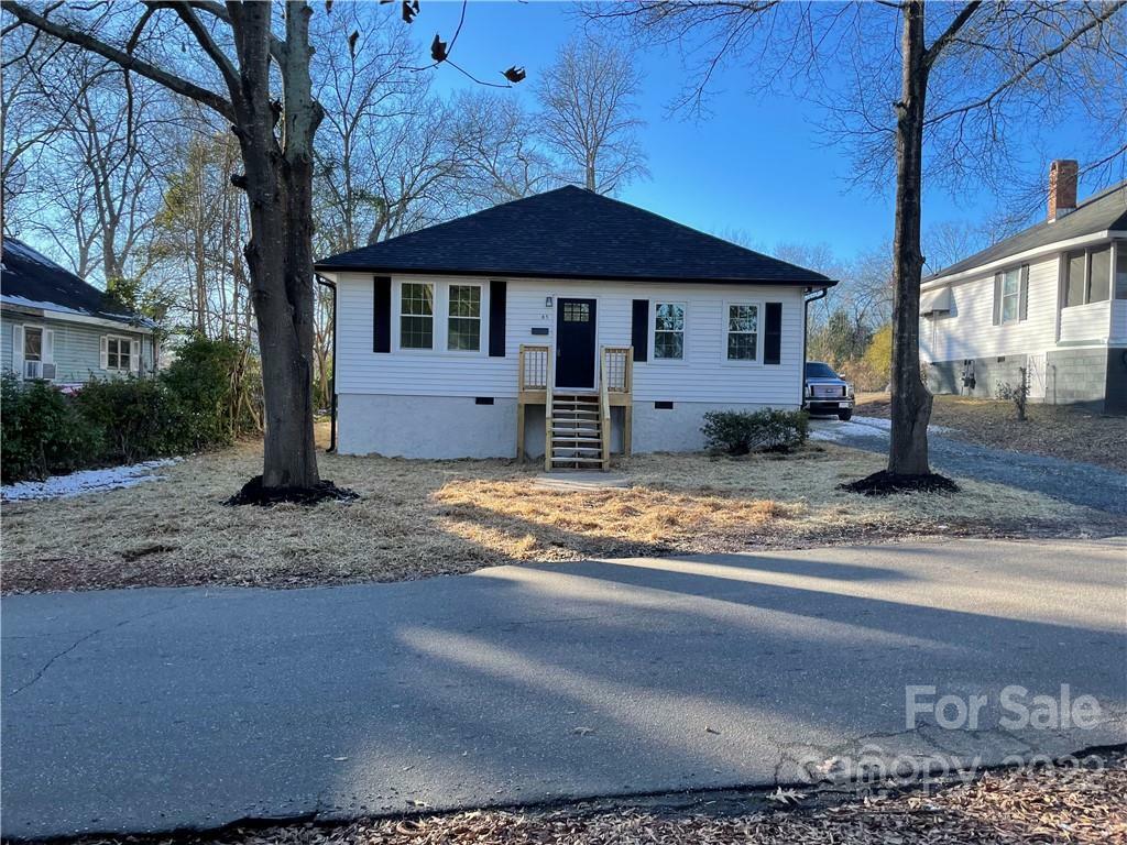 Property Photo:  65 Franklin Street  NC 28170 