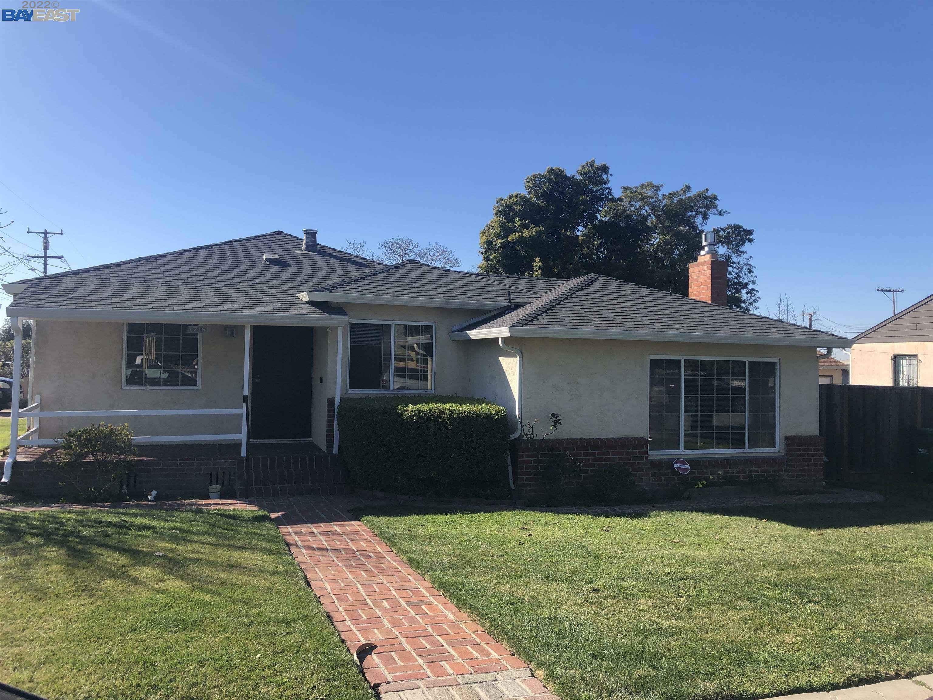 Property Photo:  17481 Langton Way  CA 94541 