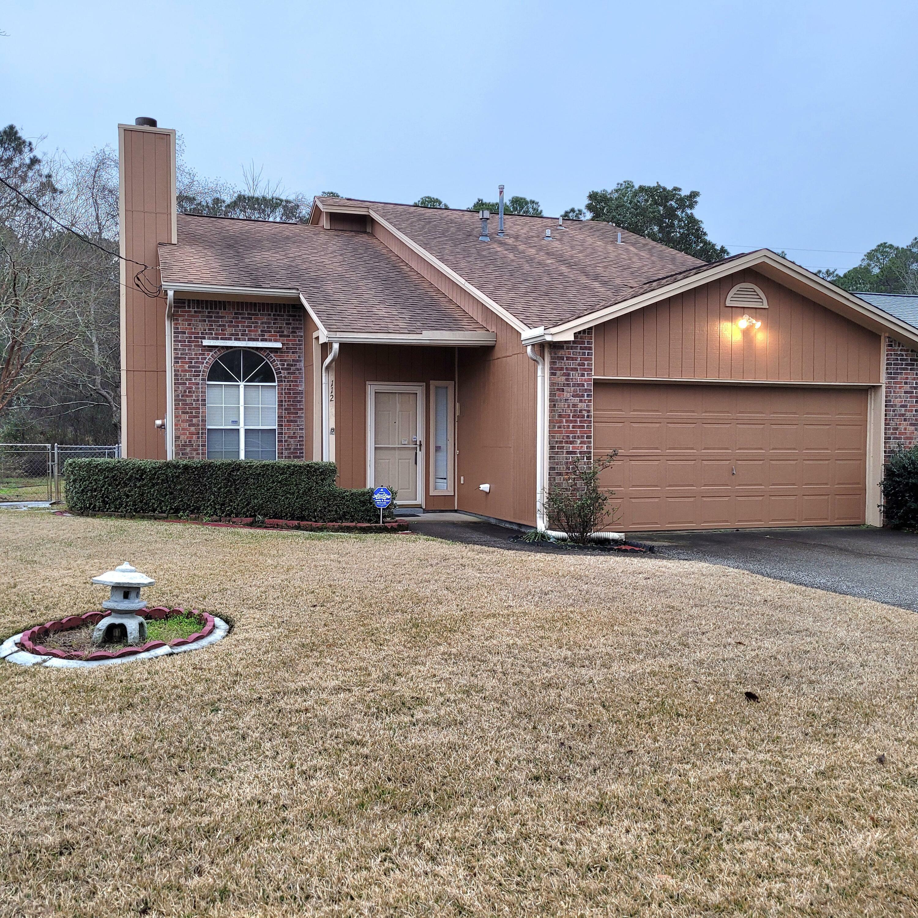 Property Photo:  112 Crystal Lake Lane  FL 32580 