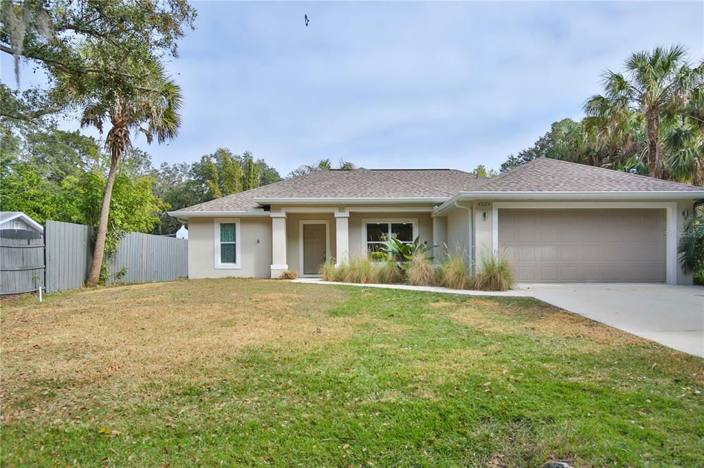 Property Photo:  4529 Worcester Road  FL 34231 