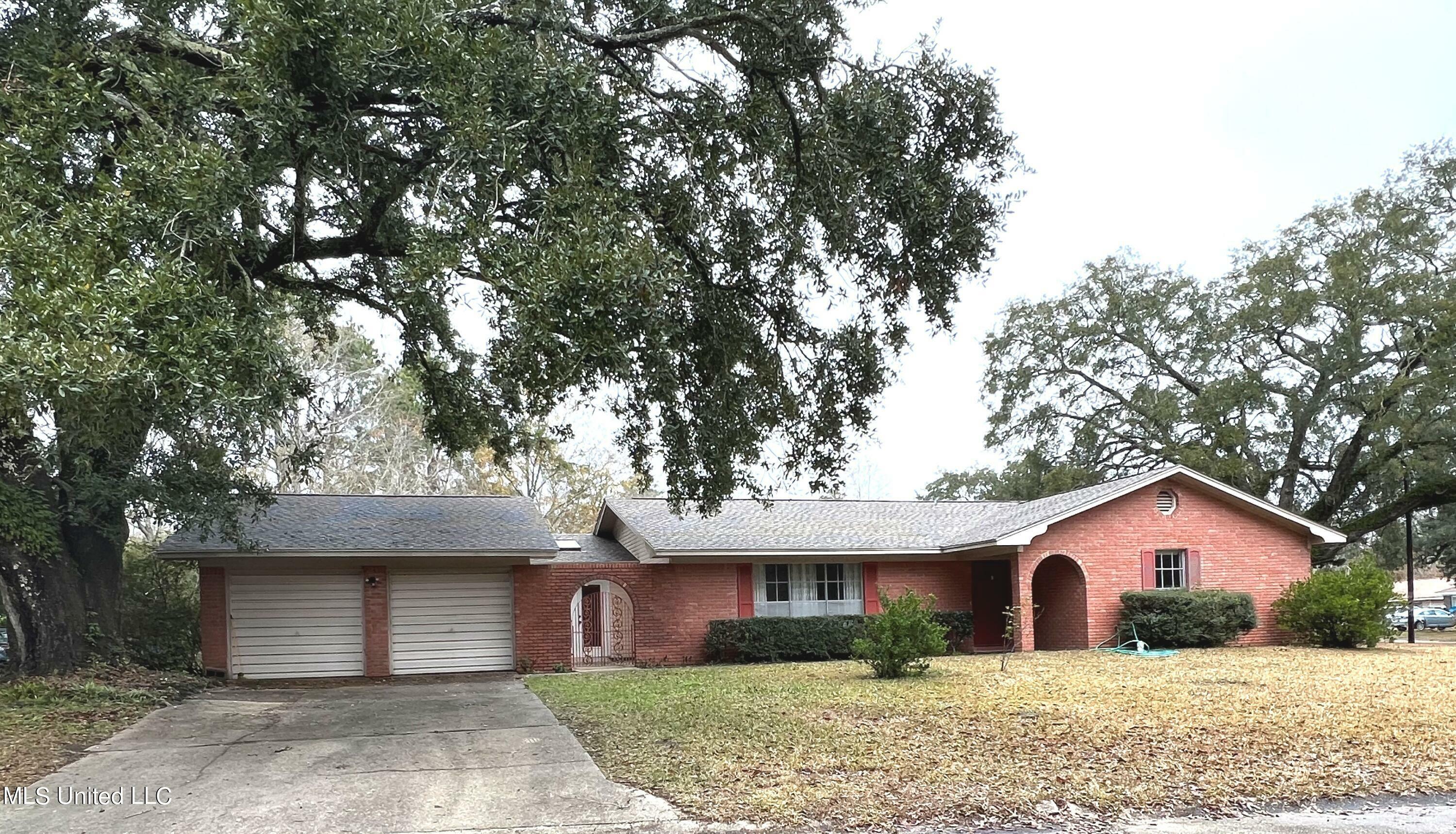 Property Photo:  3925 Baywood Drive  MS 39563 