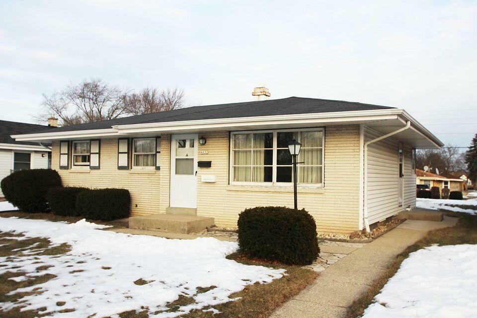 Property Photo: 4632 N 79th St WI 53218