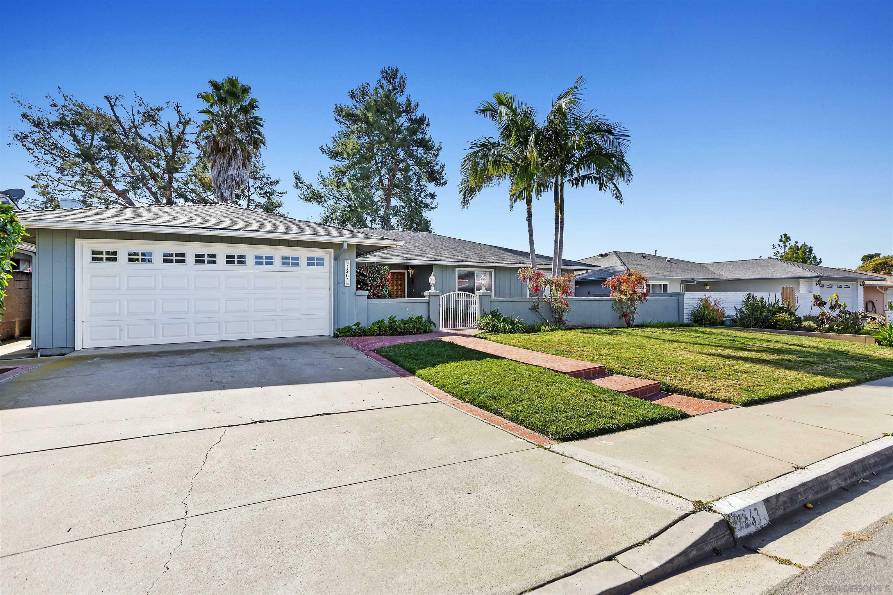 Property Photo:  1263 Discovery St  CA 92078 