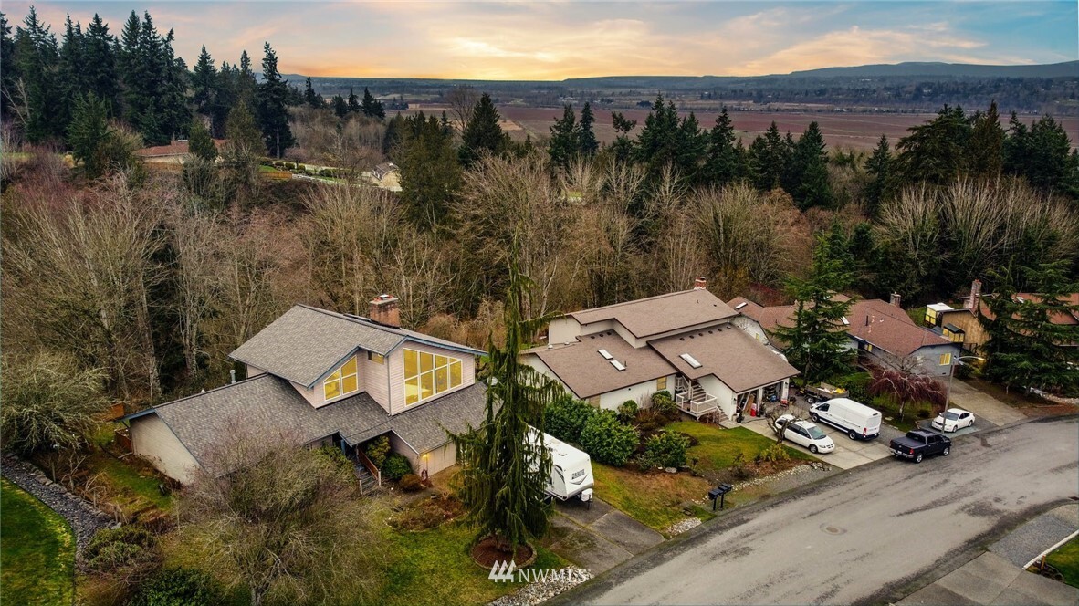 Property Photo: 10202 40th Avenue SE WA 98208
