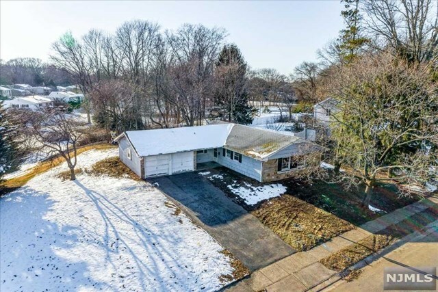 67 Warren Drive  Aberdeen NJ 07747 photo