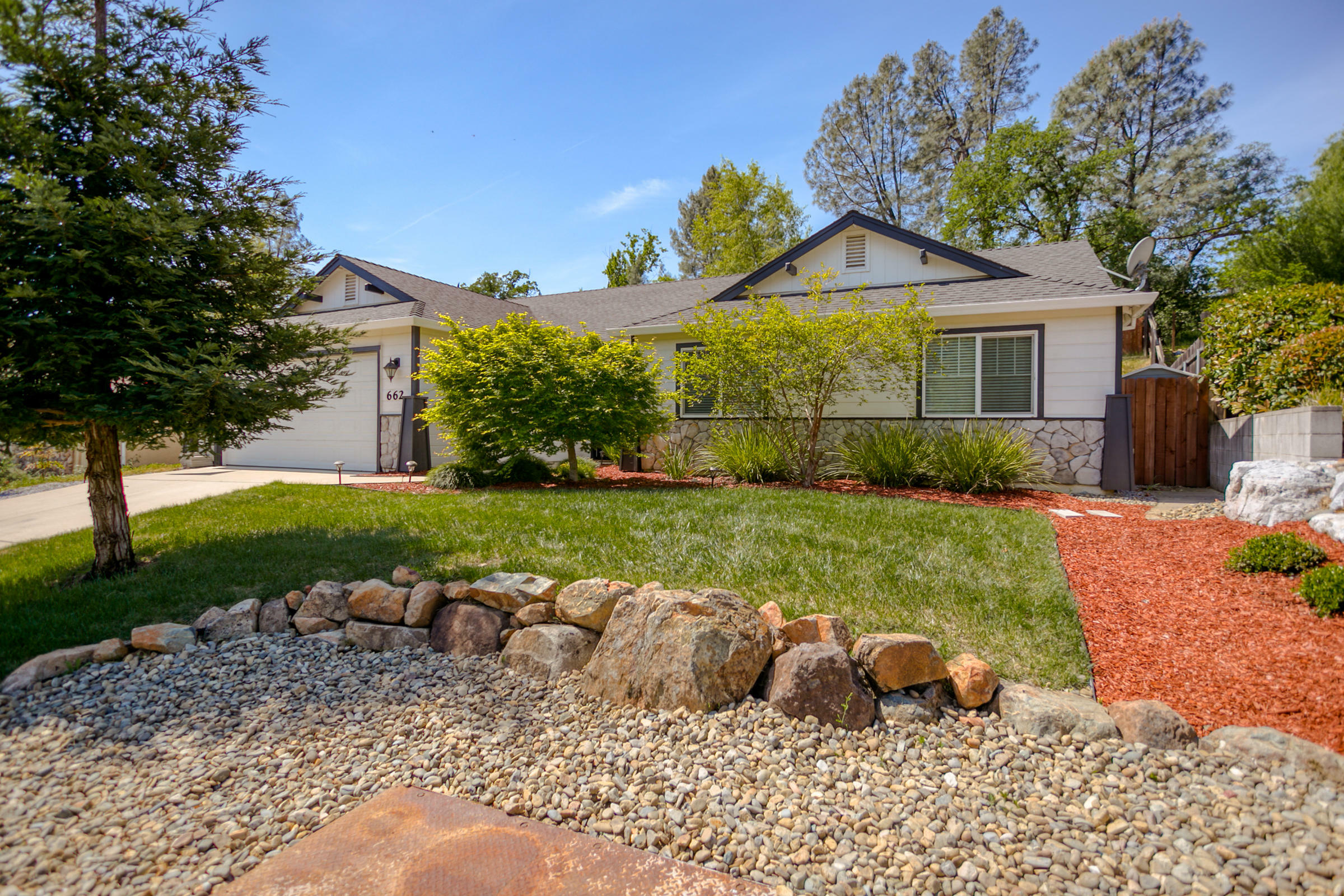 Property Photo:  662 Valleybrook Drive  CA 96003 