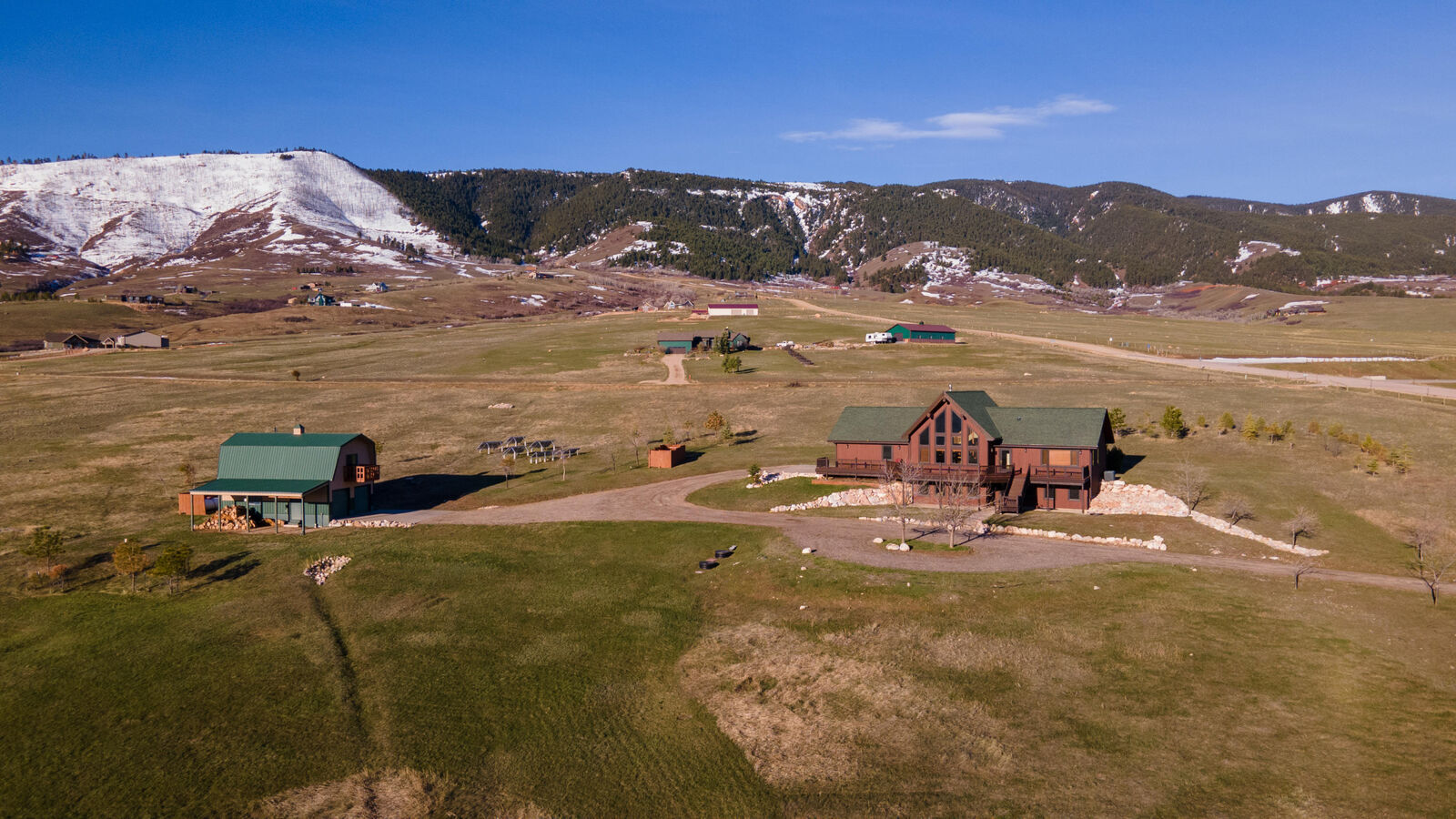 Property Photo: 937 St Hwy 335 WY 82801