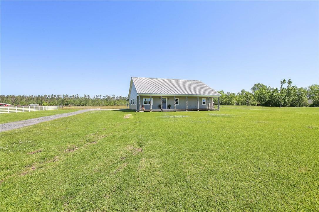 Property Photo:  3048 W Houston River Road  LA 70663 