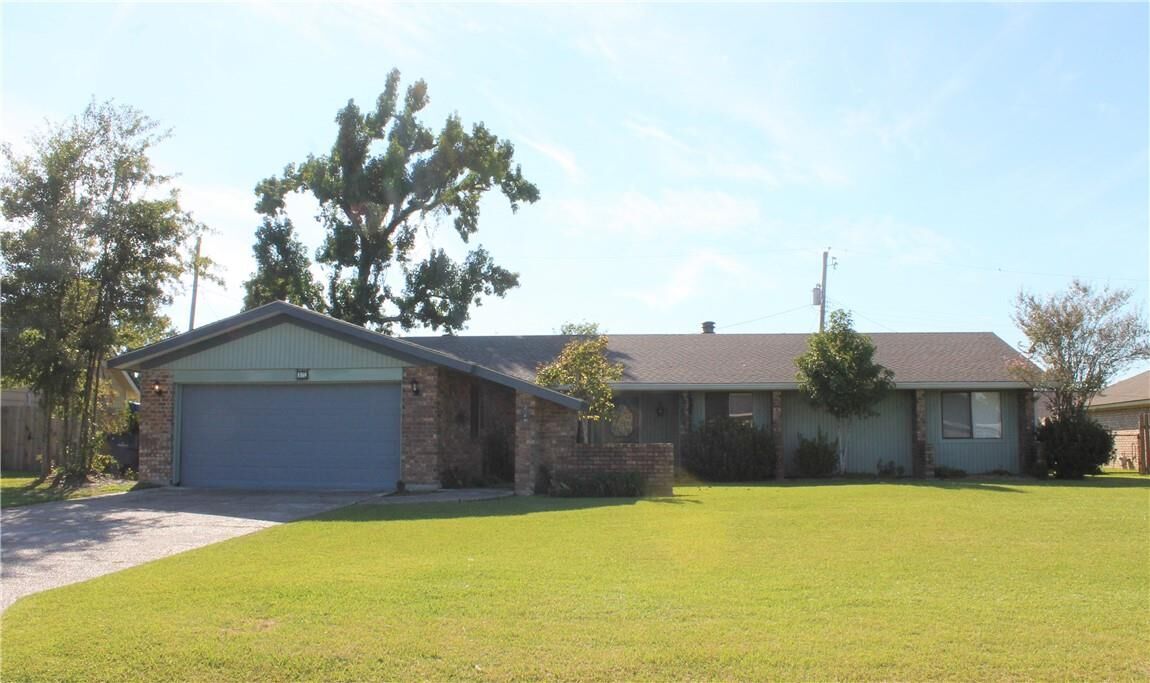 Property Photo:  17 Eveland Avenue  LA 70663 