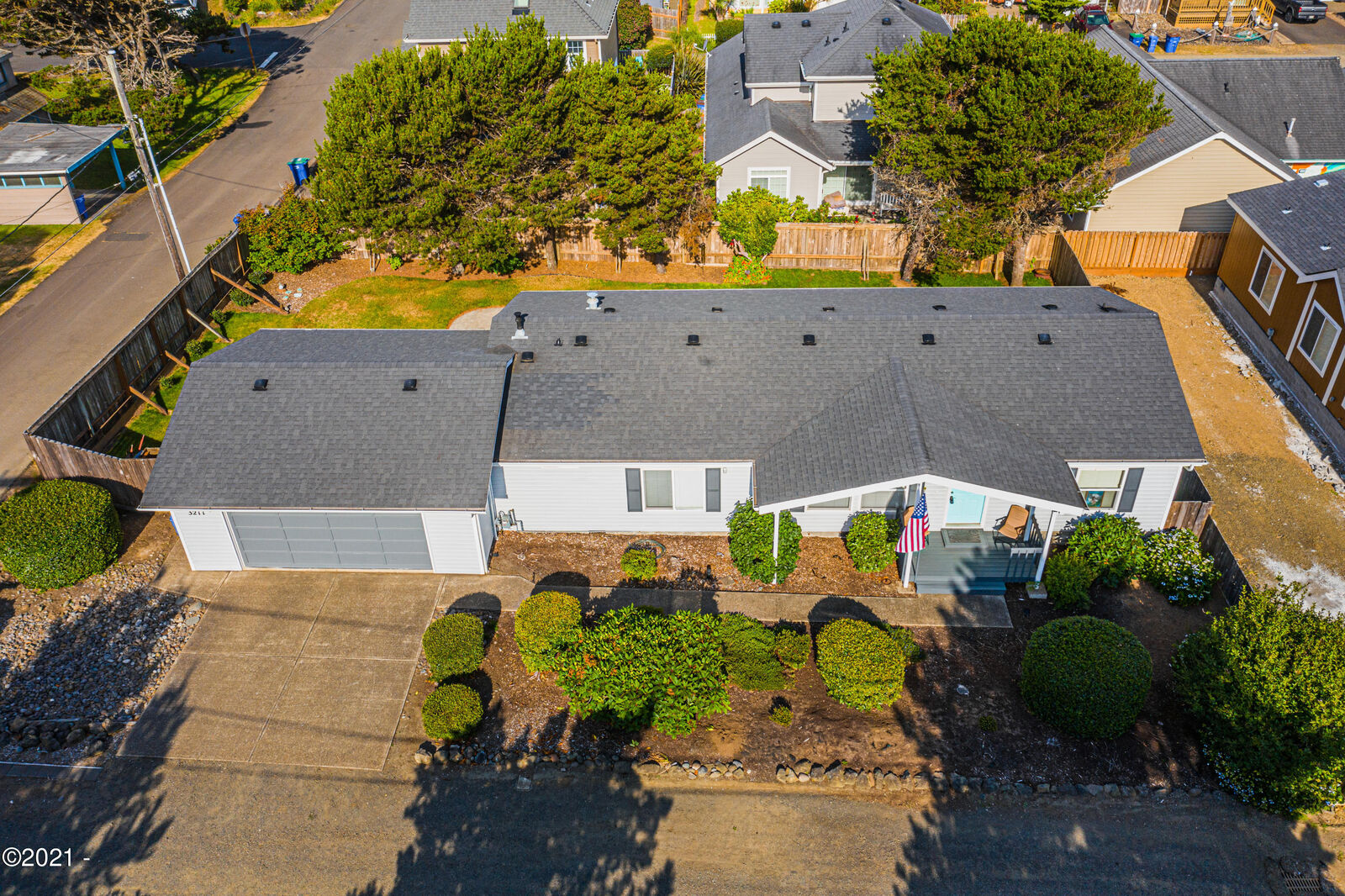 Property Photo: 3211 NW Marine Avenue OR 97367