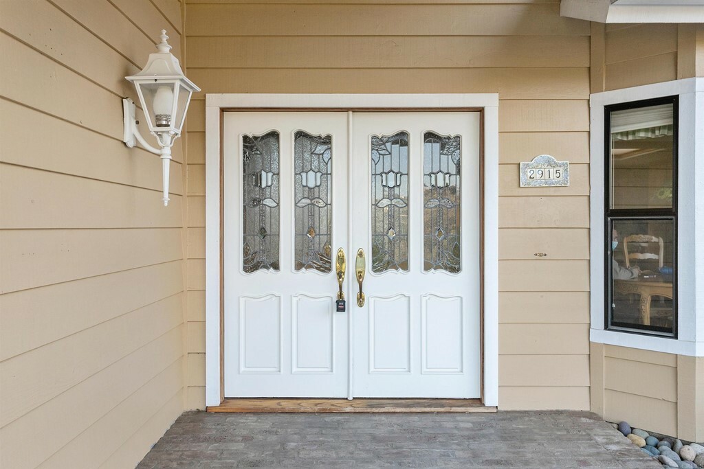 Property Photo: 2915 Via Del Robles CA 92028