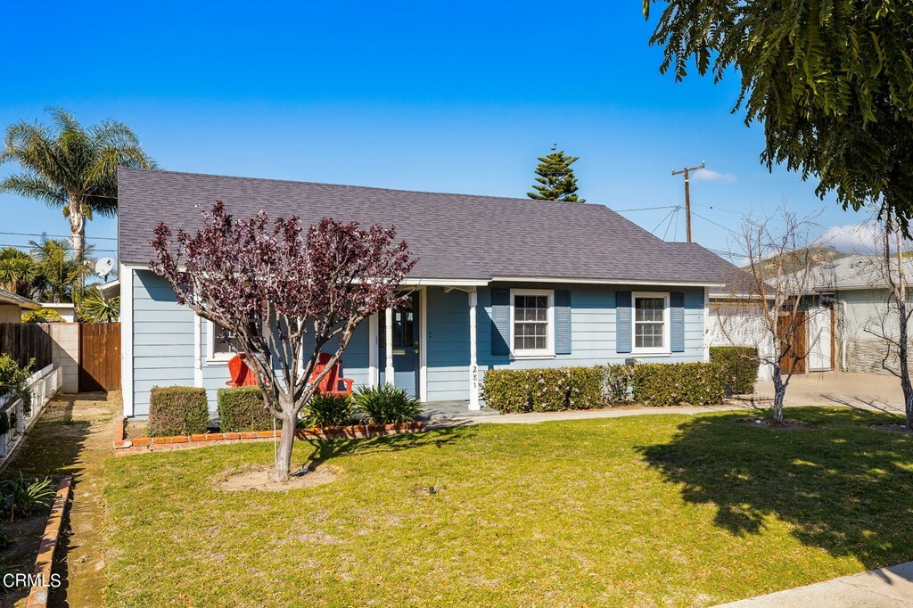 Property Photo:  281 S S Brent Street  CA 93003 