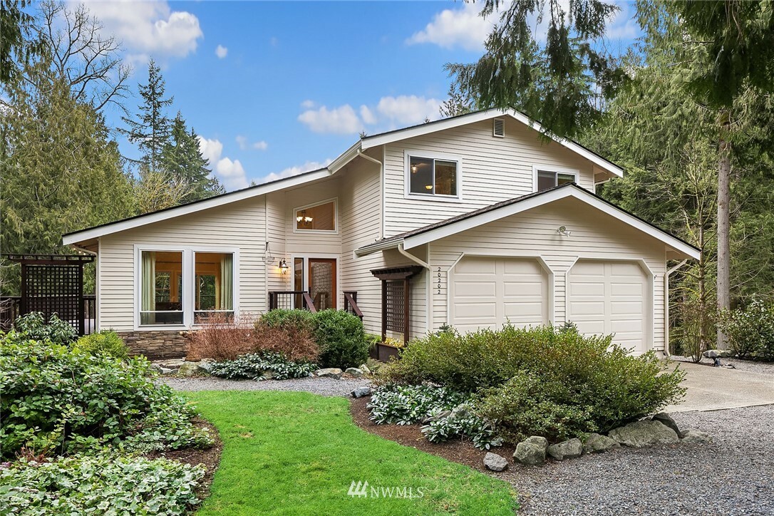 Property Photo:  20202 230th Avenue NE  WA 98077 