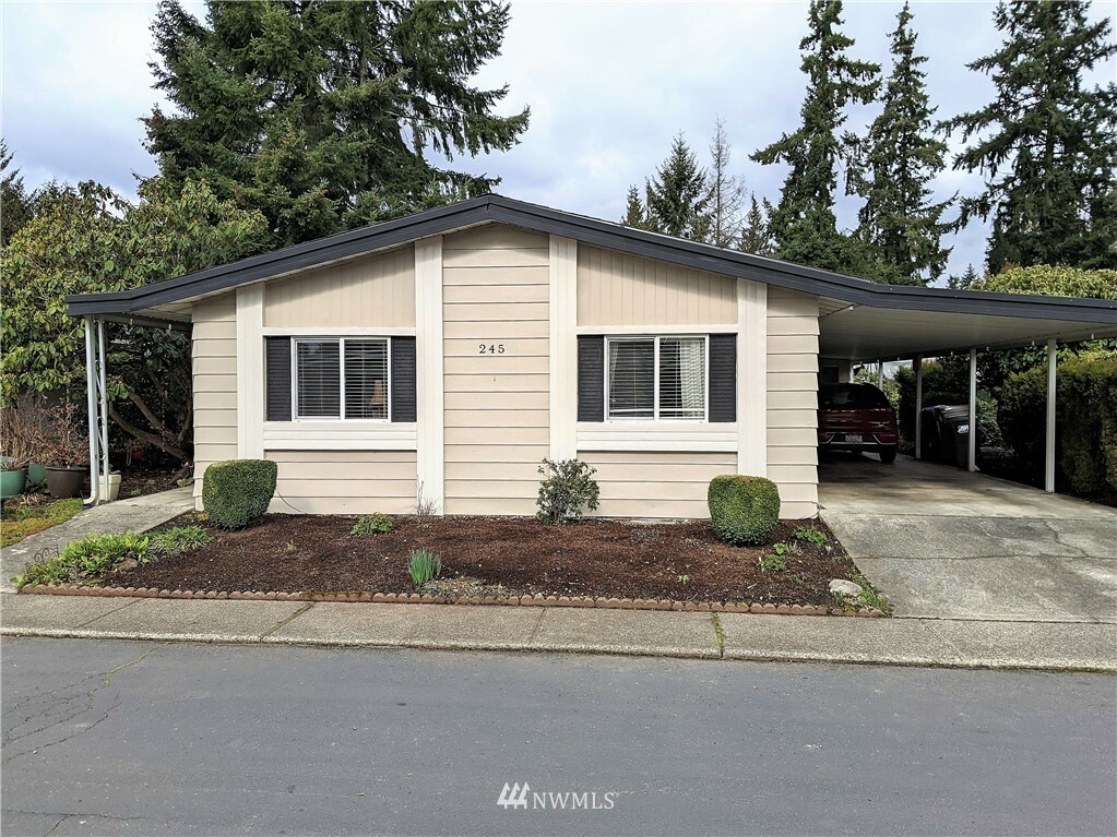 Property Photo:  201 Union Avenue SE 245  WA 98059 