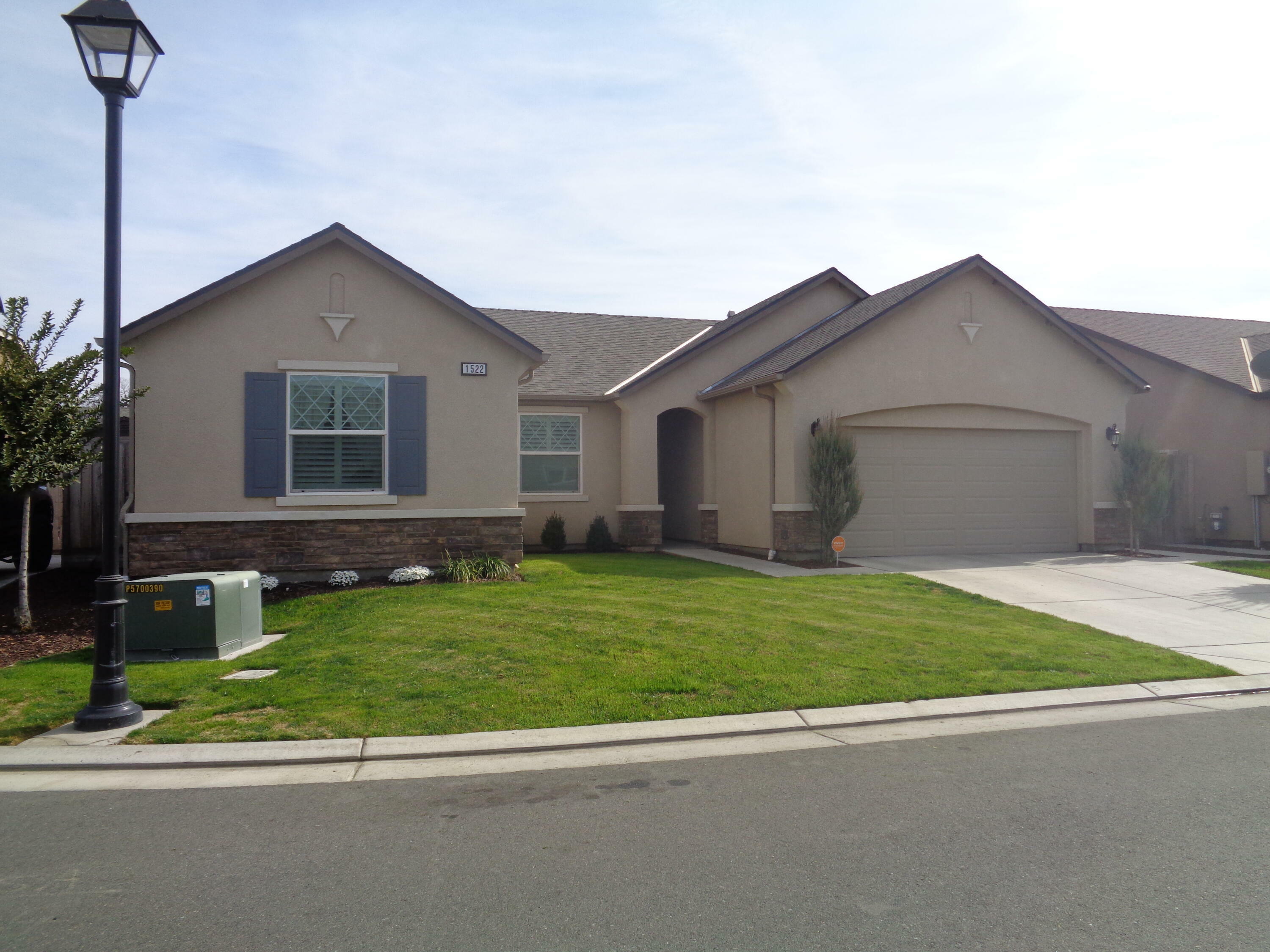 1522 Sirocco Street  Tulare CA 93274 photo