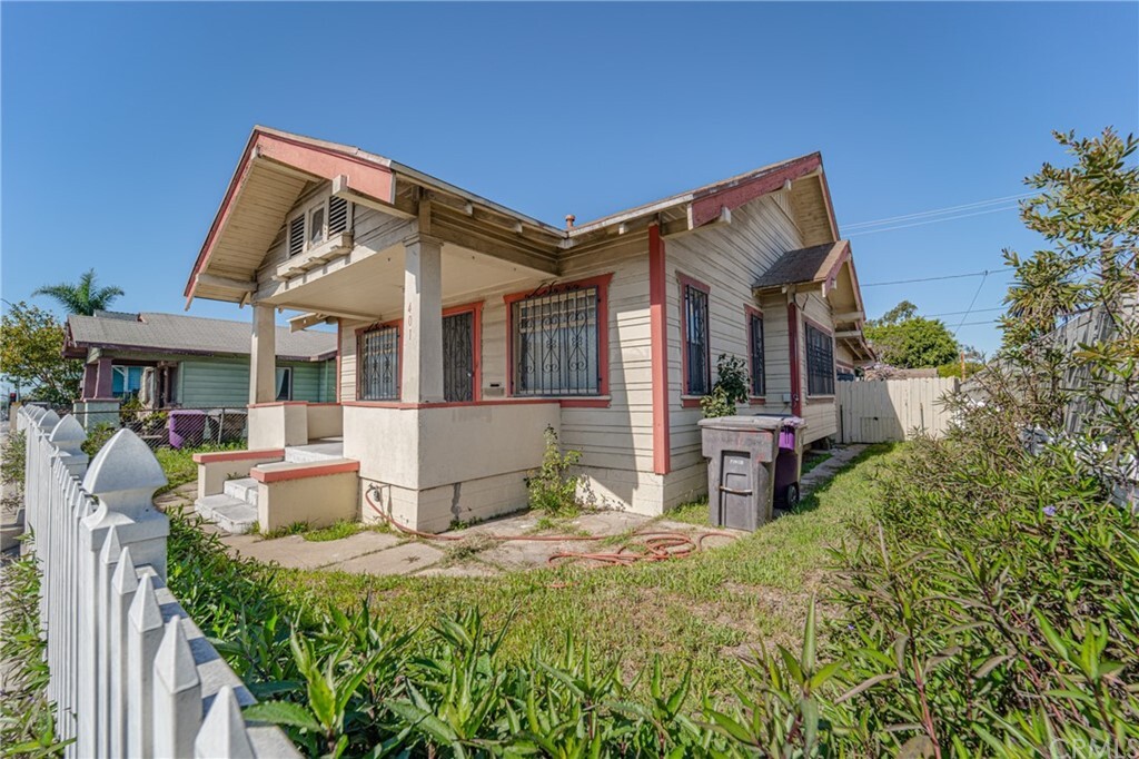 Property Photo: 401 E Pacific Coast CA 90806