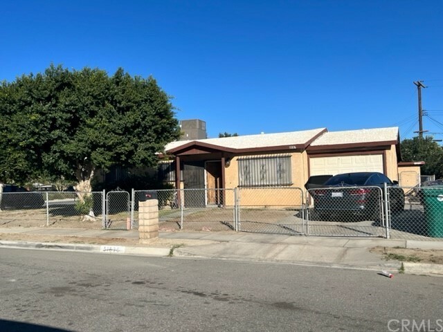 Property Photo:  51836 Calle Techa  CA 92236 