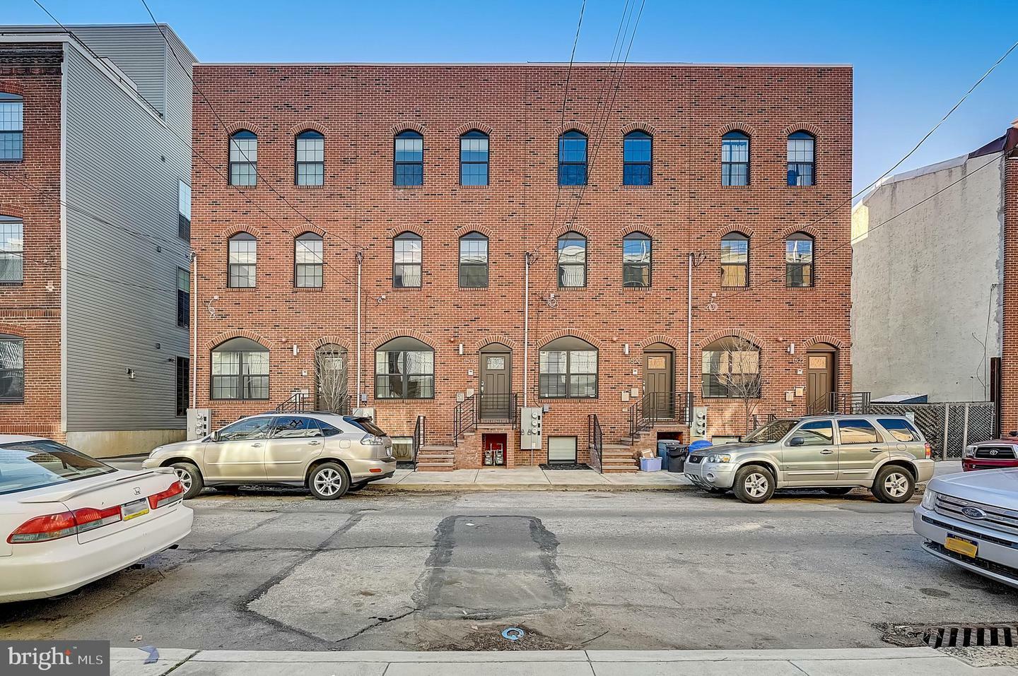 Property Photo: 1518 N Mascher Street 1 PA 19122