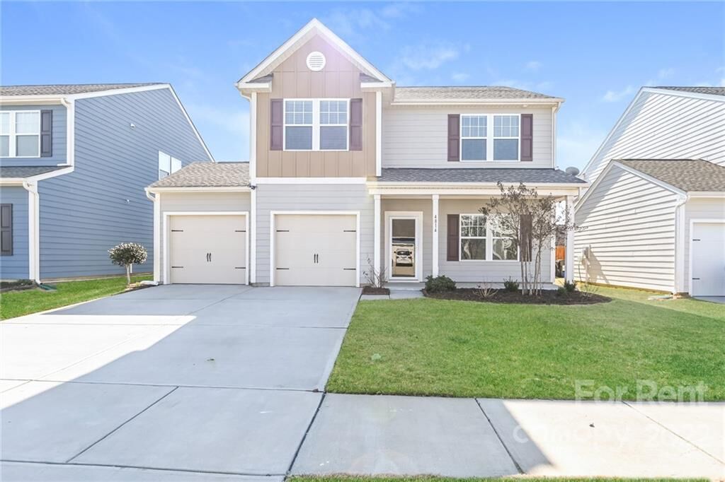 Property Photo:  4814 Staffordshire Lane  NC 28213 