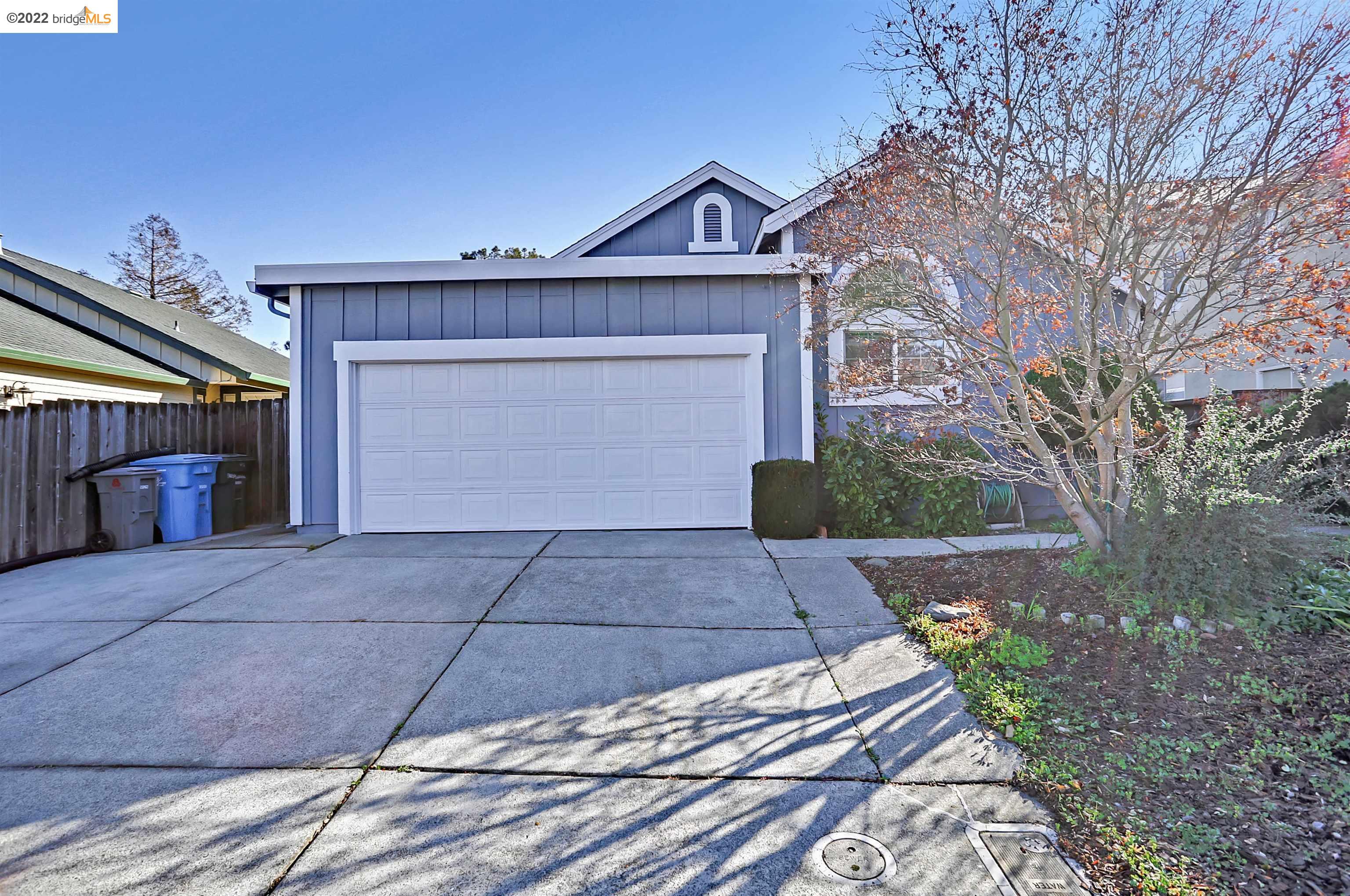 Property Photo: 416 Moonraker Dr CA 94590