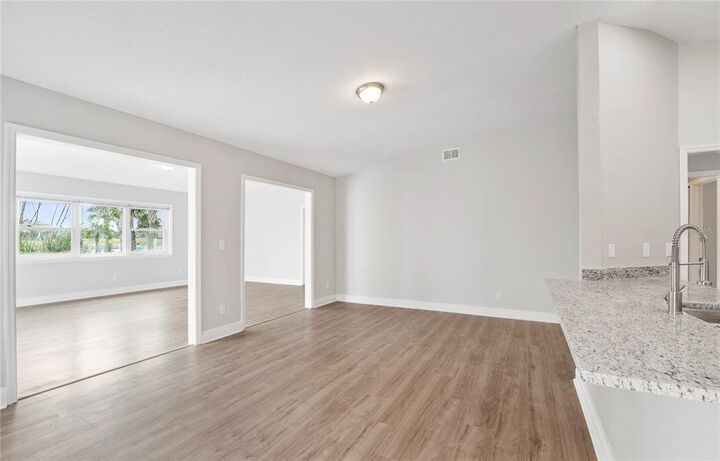 Property Photo:  210 Ferryboat Court  FL 32828 