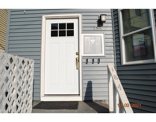 Property Photo:  184 Chestnut Street 1  MA 02150 