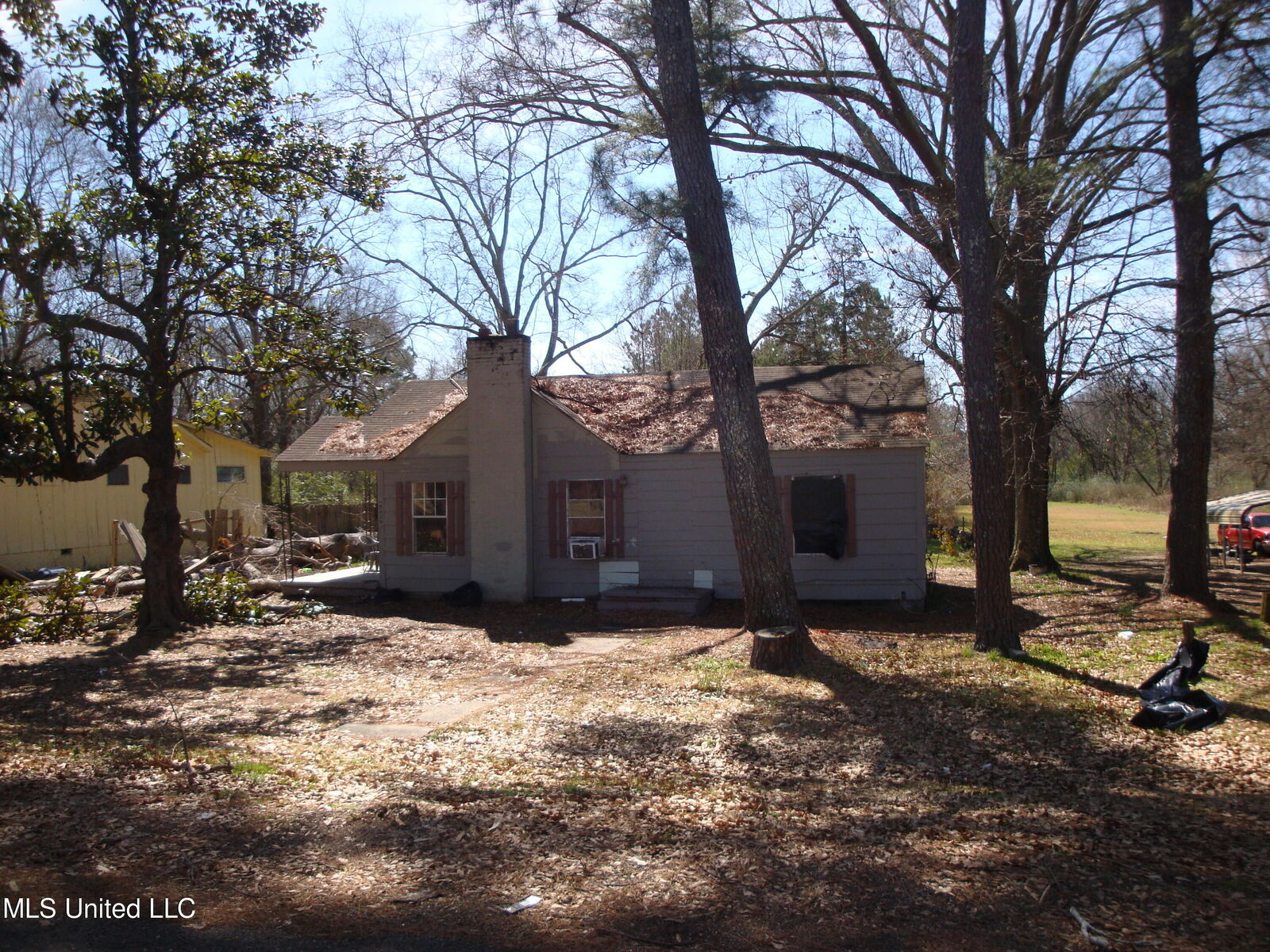Property Photo: 4327 Welota Drive MS 39209