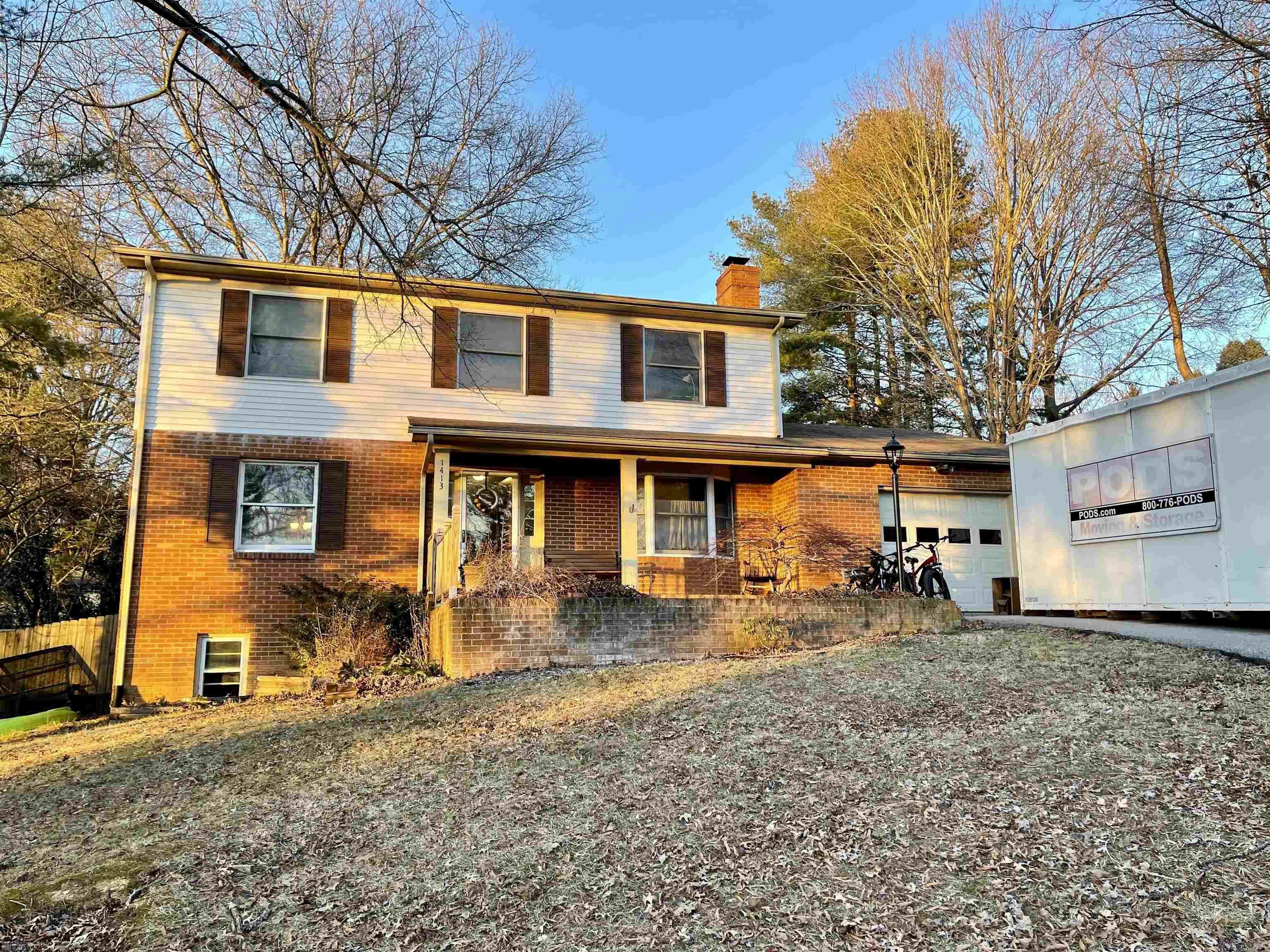 Property Photo:  1413 Hillcrest Drive  VA 24060 