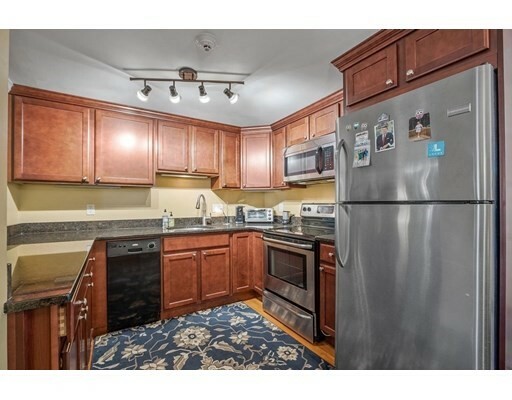 Property Photo: 1401 Great Pond Rd 7 MA 01845