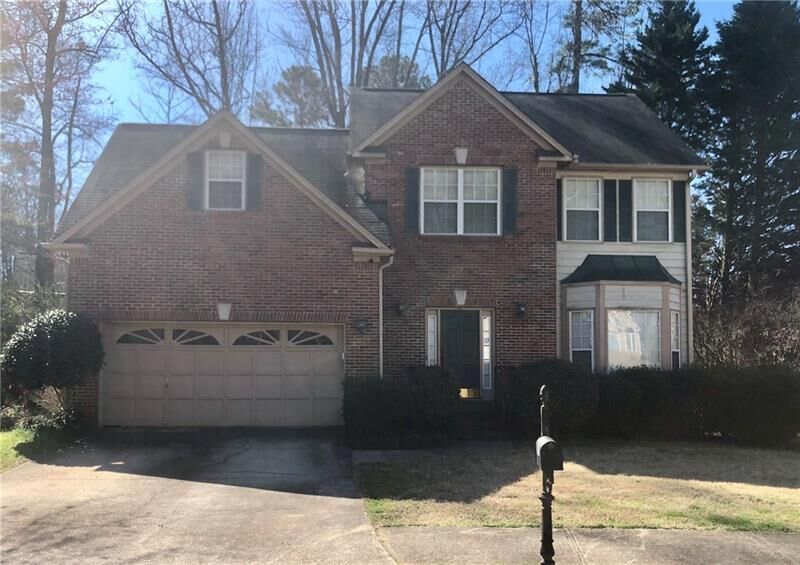 Property Photo:  805 Live Oak Court  GA 30075 