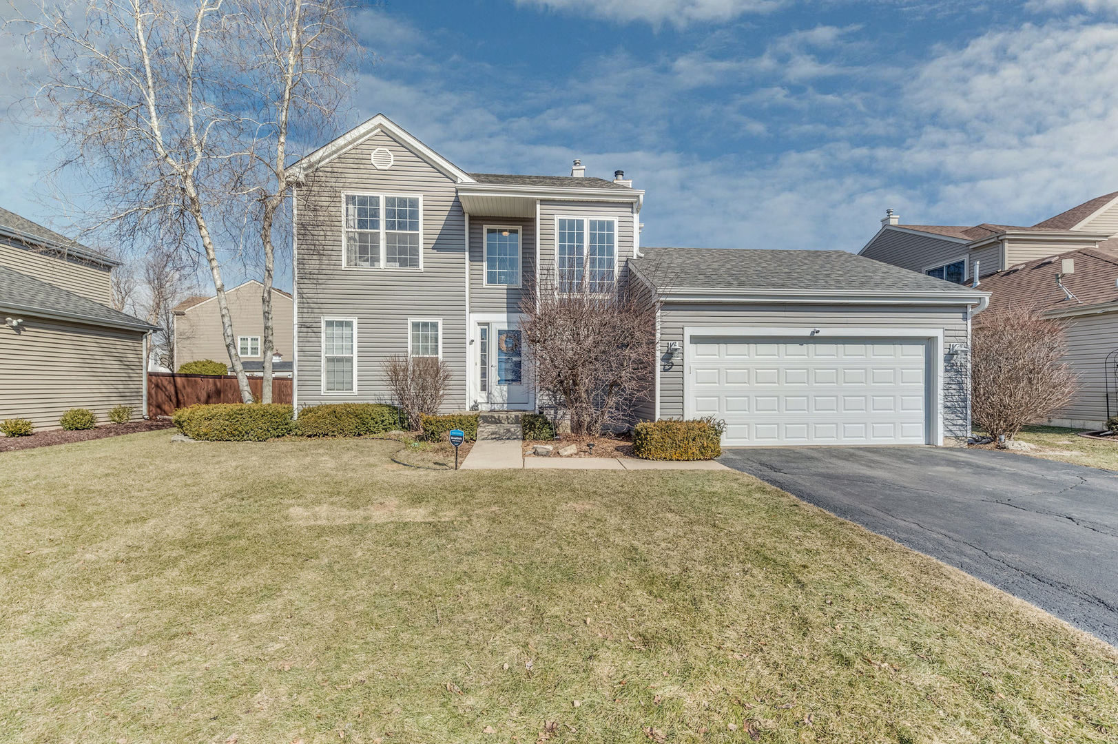 Property Photo: 2040 Westridge Boulevard IL 60103