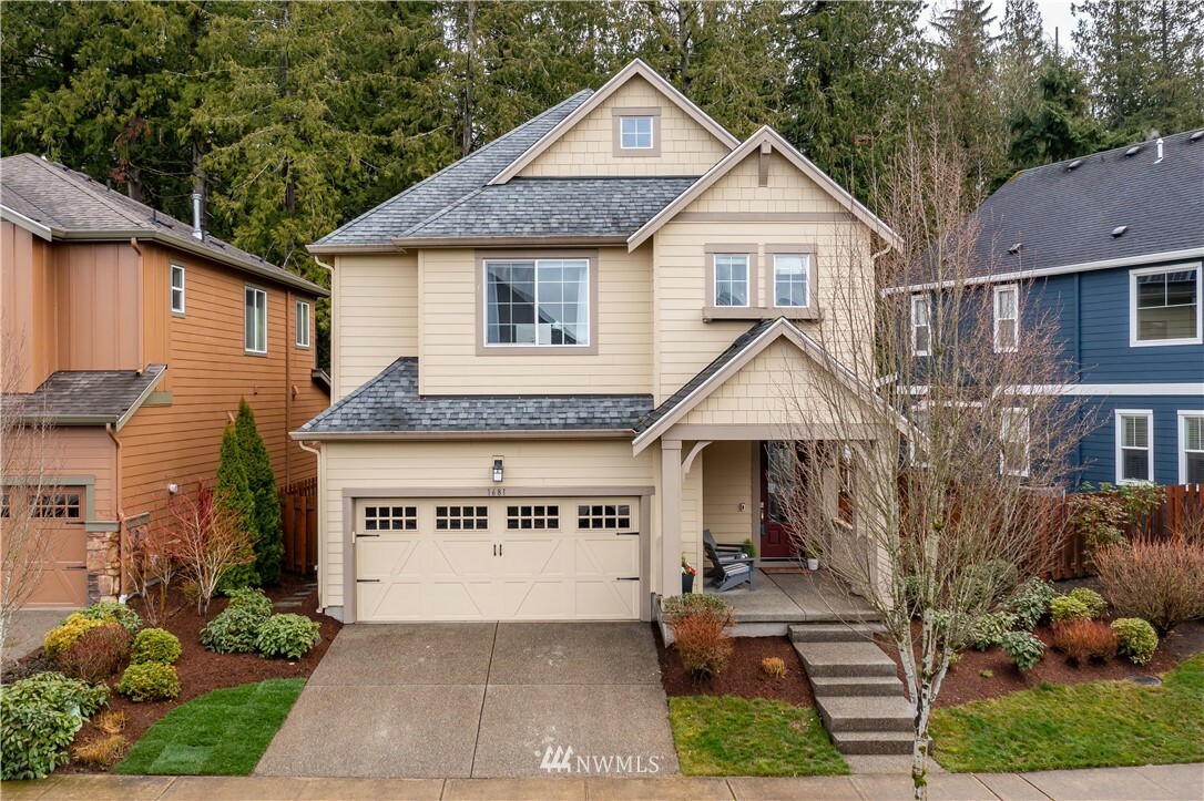 Property Photo:  1681 NE Falls Drive  WA 98029 