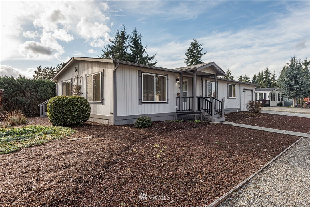 Property Photo: 152 Parkwood Boulevard 68 WA 98382