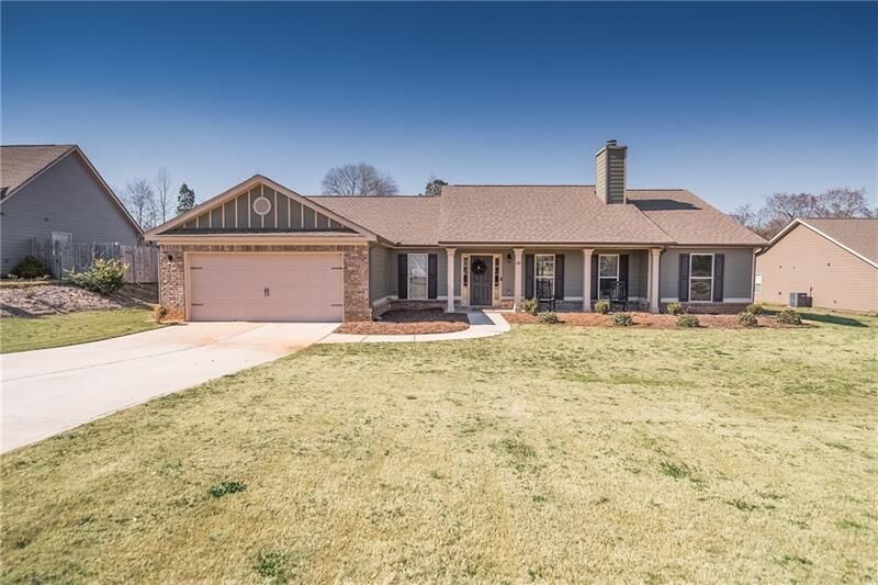 Property Photo: 182 Ashton Lane GA 30666